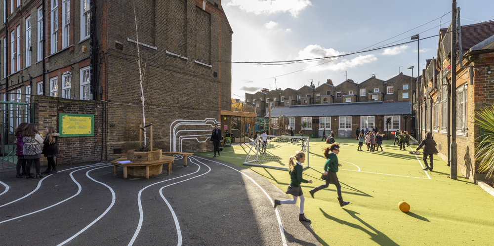 Park Walk Primary School Playground